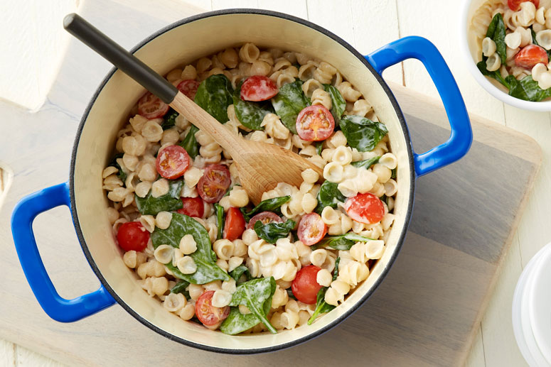 Spinach and Tomato Shells & Cheese | Annie‘s